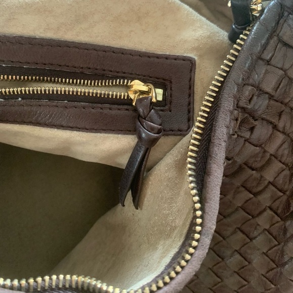 Bottega Veneta INTRECCIATO hobo large (SOLD) - Picture 10 of 16